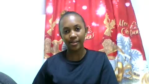 Snapshot of lucie196645 chatting on 06.01.26 lucie196645 online show from 06.01.26