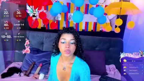 Snapshot of lucie_petite chatting on 06.21.26 Lucie - online show from 06.21.26