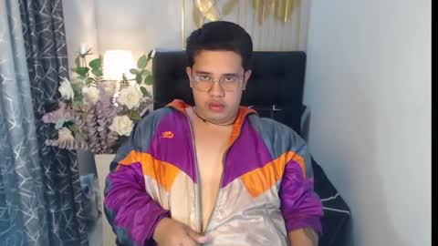 Snapshot of luciferhotcum chatting on 02.01.25 Luciferhotcum online show from 02.01.25