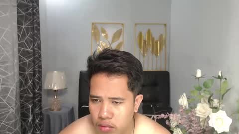 Snapshot of luciferhotcum chatting on 02.19.25 Luciferhotcum online show from 02.19.25