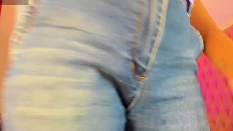 Snapshot of luciiaana chatting on 12.31.24 luciana gr online show from 12.31.24