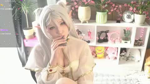 Snapshot of lucille_evans chatting on 06.11.26 Lucy UwU online show from 06.11.26