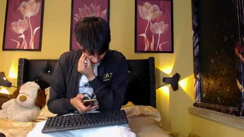Snapshot of luckk_ chatting on 04.21.26 luckk_ online show from 04.21.26