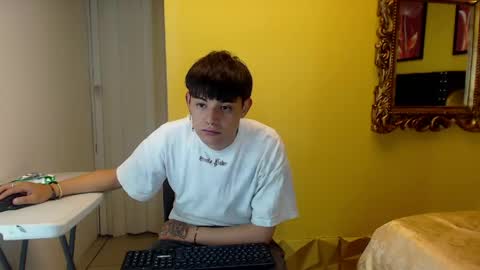 Snapshot of luckk_ chatting on 05.21.26 luckk_ online show from 05.21.26