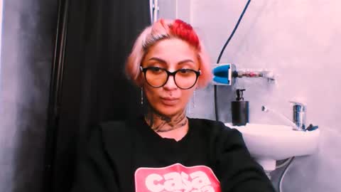 lucky_denizz online show from 11.24.25