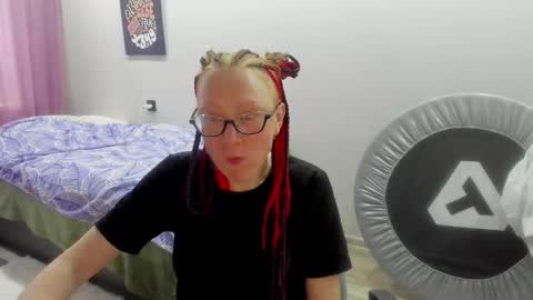 lucky_licky20 online show from 02.13.25