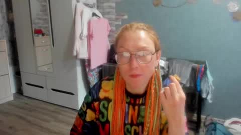 lucky_licky20 online show from 10.07.25