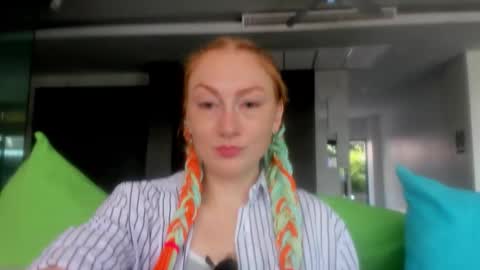 lucky_licky20 online show from 10.11.25