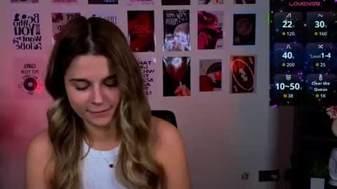 Snapshot of luckybabymeow chatting on 07.25.26 Mila Sweetheart online show from 07.25.26