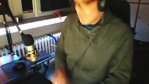        call me  Stefan online show from 04.18.26