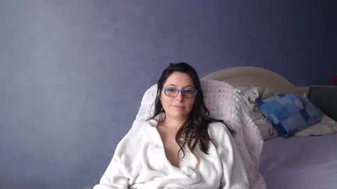 luckylinda23 online show from 01.14.25