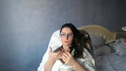 luckylinda23 online show from 01.16.25