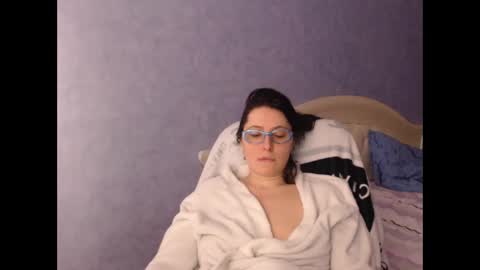 luckylinda23 online show from 02.20.25