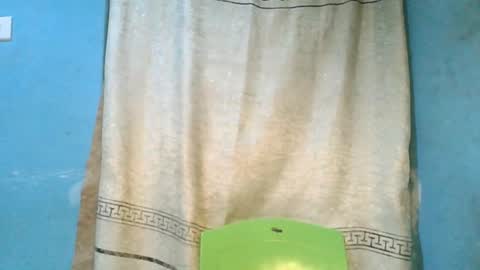 Snapshot of luckymadequeen chatting on 06.15.26 Gloria online show from 06.15.26
