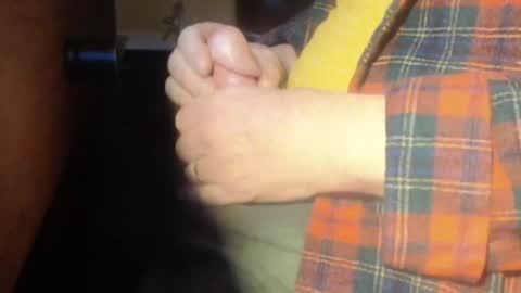 Snapshot of luckypirateboy chatting on 02.13.25 BIG Daddy cock. Tips make it harder online show from 02.13.25