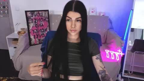 Monika online show from 11.05.25