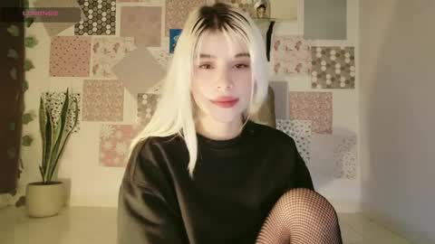 Snapshot of luckysapphire777 chatting on 04.24.26 luckysapphire777 online show from 04.24.26