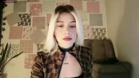 Snapshot of luckysapphire777 chatting on 06.30.26 luckysapphire777 online show from 06.30.26