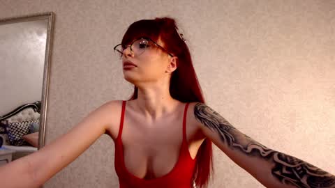 Mia online show from 12.18.24