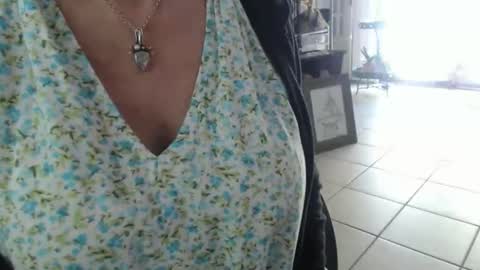 lucy_0000 online show from 04.14.26