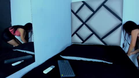 Snapshot of lucy__23 chatting on 09.10.25   online show from 09.10.25