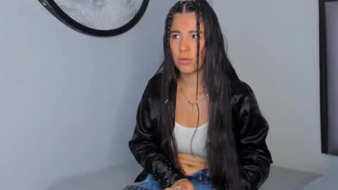 Snapshot of lucy__23 chatting on 10.28.25   online show from 10.28.25