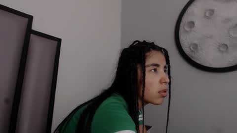   online show from 12.05.25