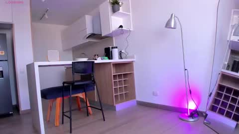 Hello my name is Lucy nice to meet you  thumb up is important for me kisses     online show from 03.02.26