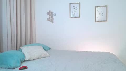 Lucia online show from 03.25.26