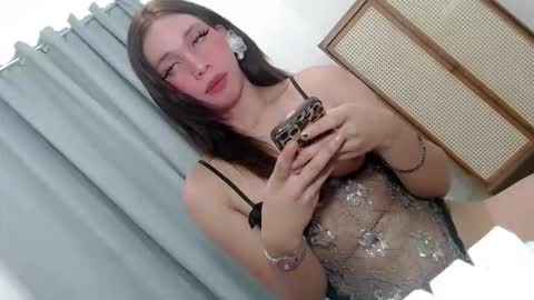 Snapshot of lucy_juicy18 chatting on 06.04.26 Call me Lucy online show from 06.04.26