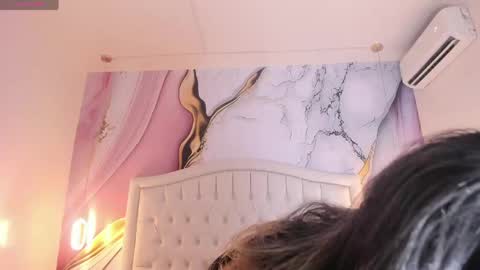 Snapshot of lucy_milf_474 chatting on 04.21.26 Lucy online show from 04.21.26