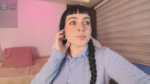 Sofia  online show from 09.29.25
