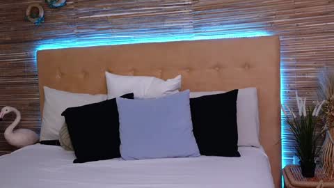 LucyAddison online show from 12.15.24