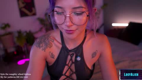 Lucy Alien  online show from 11.24.25