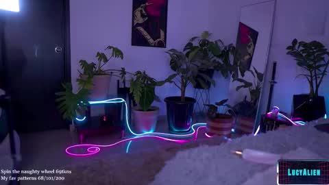 Lucy Alien  online show from 11.26.25