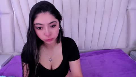 Snapshot of lucyanal_ chatting on 12.07.24 Lucy online show from 12.07.24