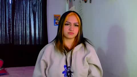 Snapshot of lucycherry__ chatting on 12.13.24 LUCIA online show from 12.13.24