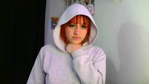 Snapshot of lucycherry__ chatting on 01.23.25 LUCIA online show from 01.23.25