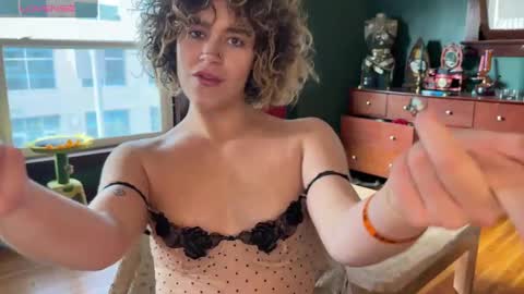 lucydreamsbaby online show from 03.11.25