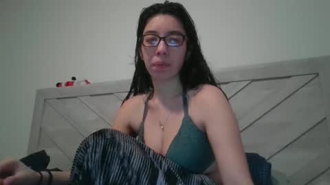 Snapshot of lucylitt25 chatting on 02.26.26 lucylitt25 online show from 02.26.26