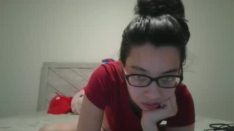 Snapshot of lucylitt25 chatting on 03.19.26 lucylitt25 online show from 03.19.26