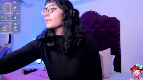 Instagramlucyluy10 online show from 02.02.25
