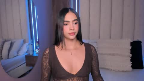 Snapshot of lucysalvatore chatting on 02.17.26 Lucy online show from 02.17.26