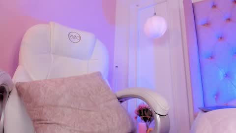 Lucy online show from 12.05.25