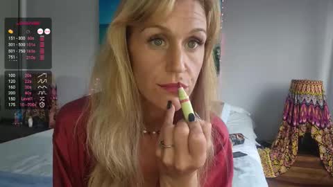 Lucy Vybes and Go-Gert online show from 12.19.25