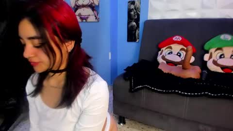 Snapshot of lucywalkeer chatting on 06.18.26 LucyWalkeer online show from 06.18.26