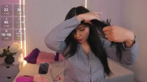 Snapshot of lucywild8 chatting on 05.22.26 Lucy Wold online show from 05.22.26
