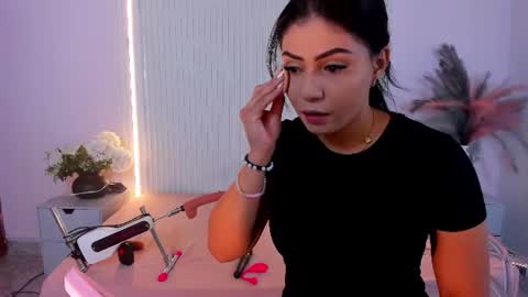 Snapshot of lucywild8 chatting on 06.18.26 Lucy Wold online show from 06.18.26