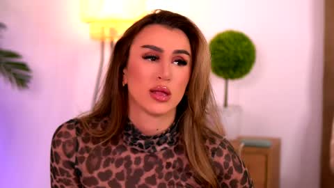 Lucy P online show from 04.10.26