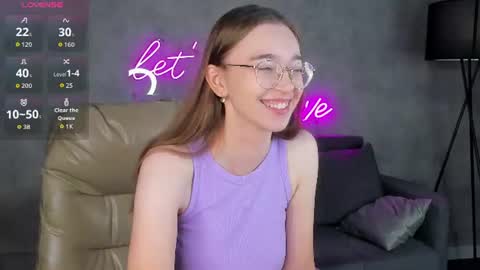 Lucy online show from 08.04.26